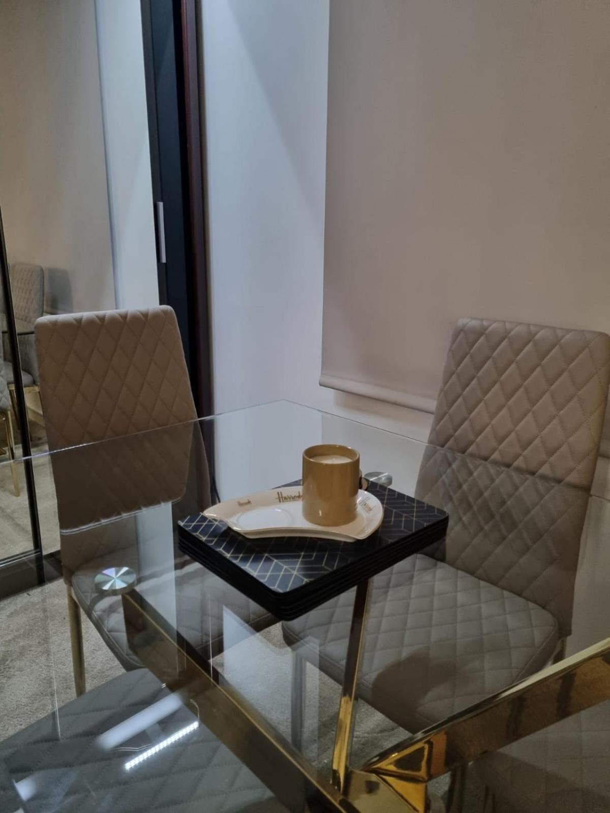 Stylish London Apartment & Free Parking Exterior photo